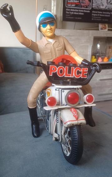 Grote blikken Harley Davidson Politie motor MT-Japan beschikbaar voor biedingen