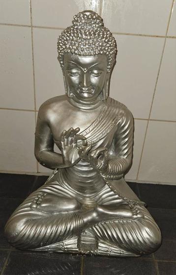 Boeddha  beschikbaar voor biedingen