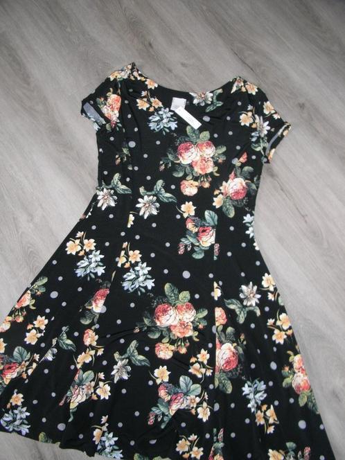 FOS zwart gebloemde zomer jurk met korte mouw, mt 36 NIEUW!, Kleding | Dames, Jurken, Nieuw, Maat 36 (S), Zwart, Ophalen of Verzenden