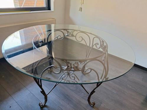Ronde glazen eettafel met smeedijzeren onderstel – Ø130 cm, Huis en Inrichting, Tafels | Sidetables, Gebruikt, 25 tot 50 cm, 100 tot 150 cm