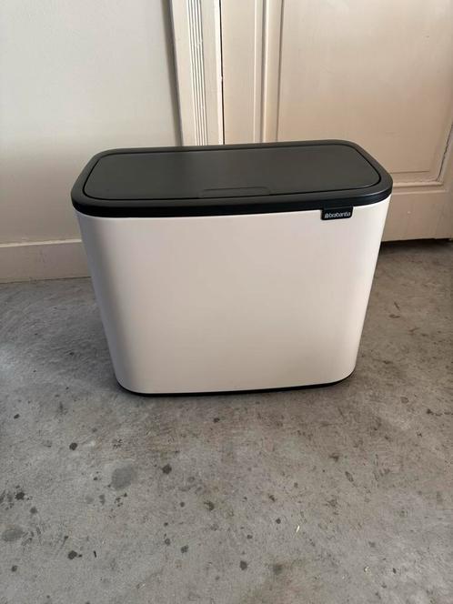 Brabantia Bo Touch Bin - Soft Beige, Huis en Inrichting, Woonaccessoires | Prullenbakken, Zo goed als nieuw, Kunststof, 50 tot 75 cm