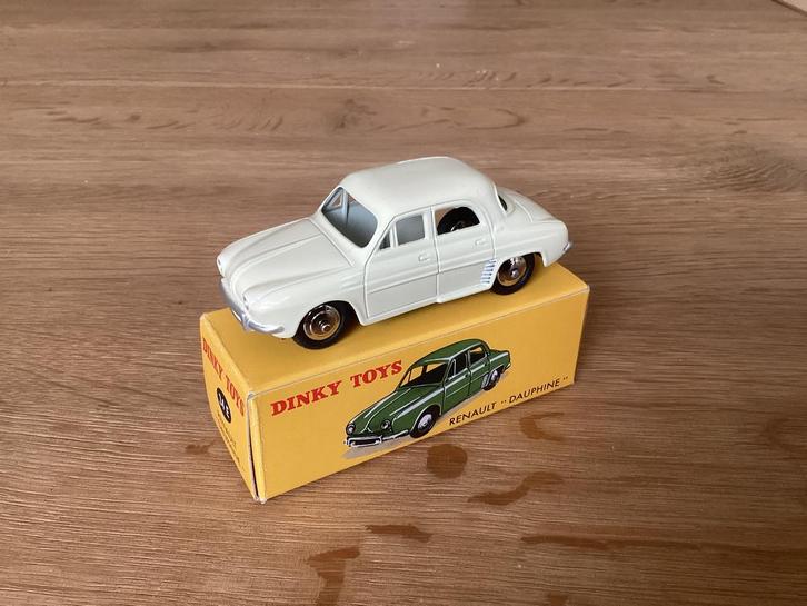 Atlas Dinky Toys 24Q Ford - 24U Simca - 24E Renault, Hobby en Vrije tijd, Modelauto's | 1:43, Zo goed als nieuw, Auto, Dinky Toys
