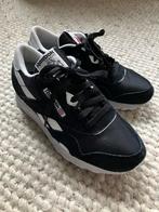Zwarte Reebok Classic sneakers maat 38.5, Ophalen of Verzenden, Zo goed als nieuw, Zwart, Sneakers of Gympen