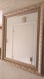Brocante spiegel met goudkleurige lijst, Ophalen, Zo goed als nieuw, Minder dan 100 cm, Rechthoekig