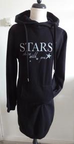 Zwarte sweatjurk met print maat 34/36, Kleding | Dames, Jurken, Zwart, Nieuw, Ophalen of Verzenden, Maat 34 (XS) of kleiner