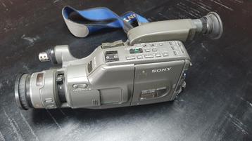 Sony video8 camera CCD-F385E