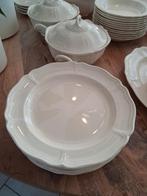 Wedgwood Queens Plain 8 Splinternieuwe DINERBORDEN, Huis en Inrichting, Keuken | Servies, Ophalen of Verzenden