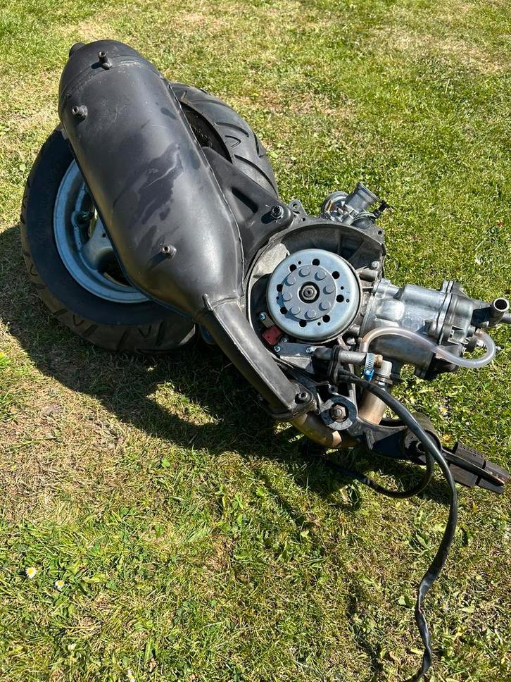 Hexagon 183 plug en play blok, Fietsen en Brommers, Scooters | Piaggio, Zo goed als nieuw, Overige modellen, Verzenden