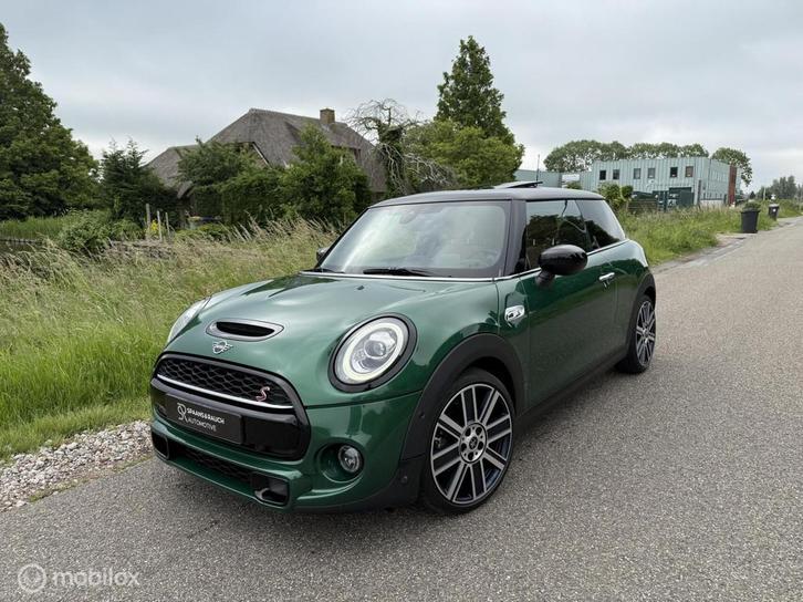 Mini Cooper S AUT 192PK / Yours / Pano / Harman / Leder, Auto's, Mini, Bedrijf, Te koop, Cooper S, ABS, Achteruitrijcamera, Adaptive Cruise Control