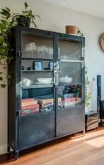 Industriële Vitrinekast - Stoer & Stijlvol!, Huis en Inrichting, Kasten | Buffetkasten, Ophalen, 50 tot 100 cm, Zo goed als nieuw