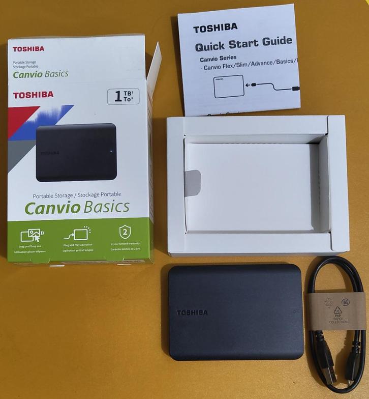 nieuw Toshiba Canvio Basics 1TB externe harddisk USB3 1xgebr, Computers en Software, Harde schijven, Nieuw, Extern, HDD, USB, Ophalen of Verzenden