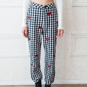Hello kitty x Lazy oaf sanrio kawaii alternatief kuromi Y2K beschikbaar voor biedingen