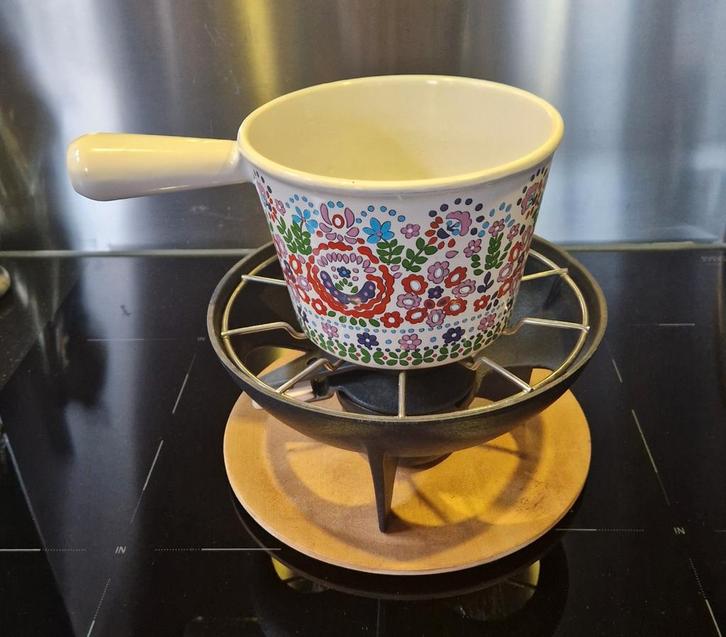 Vintage Le Creuset fondueset, Huis en Inrichting, Keuken | Potten en Pannen, Zo goed als nieuw, Gietijzer, Ophalen of Verzenden