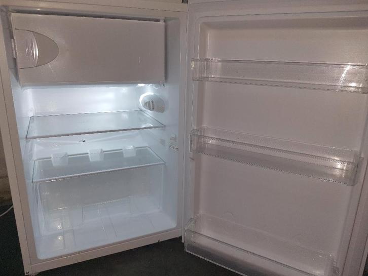 ZGAN Veripart koelkast tafelmodel met vriesvak werkt Goed, Witgoed en Apparatuur, Koelkasten en IJskasten, Zo goed als nieuw, Met vriesvak