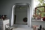 813 zilverkleurig spiegel 60 cm x 76 xm, Huis en Inrichting, Woonaccessoires | Spiegels, Ophalen of Verzenden, Zo goed als nieuw