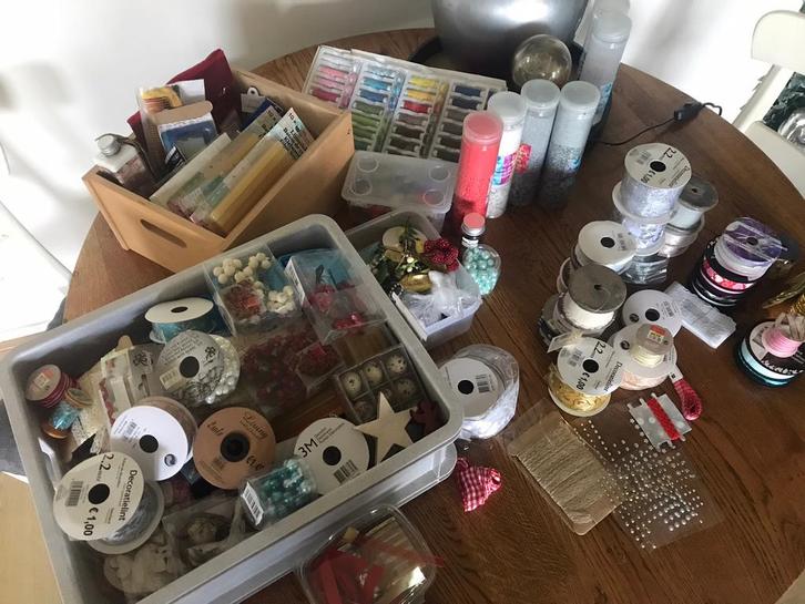 Gigantisch veel hobby materiaal knutselen sieraden en meer, Hobby en Vrije tijd, Knutselen, Nieuw, Materiaal, Ophalen