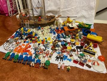 Groot pakket Playmobil beschikbaar voor biedingen