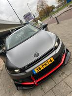 Volkswagen Scirocco DSG EYE catcher met panoramadak, Auto's, Volkswagen, 65 €/maand, 4 cilinders, Zwart, Origineel Nederlands