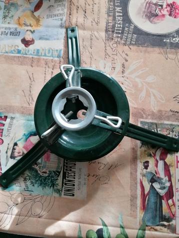 Kerstboom standaard als nieuw voor een prikkie  beschikbaar voor biedingen