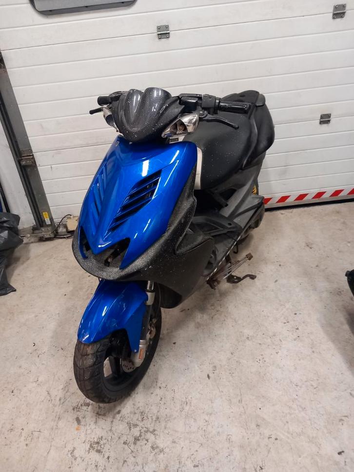 Yamaha aerox 2takt opknapper/project, Fietsen en Brommers, Scooters | Yamaha, Gebruikt, Aerox, Tweetakt, Ophalen