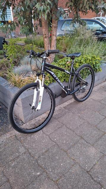 Btwin rockrider 340 mountainbike 26 inch beschikbaar voor biedingen