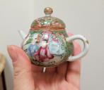 Chinees porselein gekleurd trekpotje, Antiek en Kunst, Ophalen of Verzenden