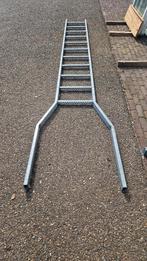 Gegalvaniseerde trap ( 141 ), Ophalen, Gebruikt, Nvt, Minder dan 2 meter