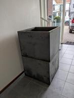 2 Polyester plantenbakken, Ophalen, Gebruikt