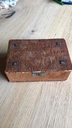 Oud opbergdoosje krokodillen leer 3,50, Antiek en Kunst, Ophalen of Verzenden