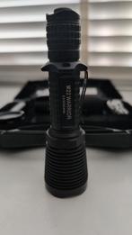 Olight m22 Warrior kit excl. battery, Caravans en Kamperen, Zaklampen, Ophalen of Verzenden, Zo goed als nieuw, Batterij