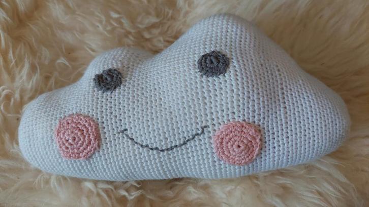 Gehaakte wolk kussentje knuffel kinderkamer
kraamkadootje, Kinderen en Baby's, Speelgoed | Knuffels en Pluche, Nieuw, Overige typen