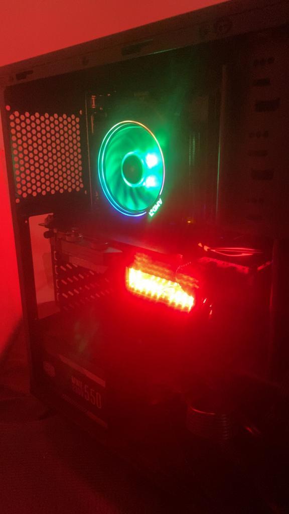 Gaming pc, Computers en Software, Desktop Pc's, Gebruikt, 4 Ghz of meer, SSD, 16 GB, Met videokaart, Gaming, Virtual Reality, Ophalen