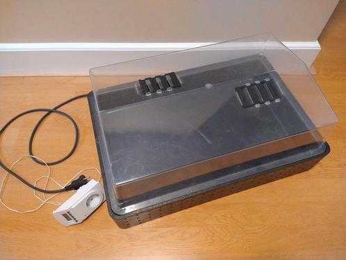 Verwarmde kweekbak met thermotimer, Tuin en Terras, Kweekspullen, Gebruikt, Kweekbak, Ophalen of Verzenden