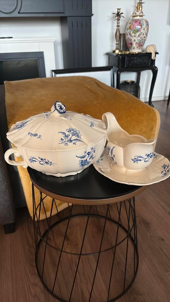 Duchess Blue soupterrinne en sauskom., Huis en Inrichting, Keuken | Servies, Nieuw, Schaal of Schalen, Overige stijlen, Porselein