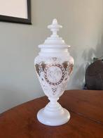 Opaline glazen pot met deksel melkglas wit met goud, Ophalen of Verzenden