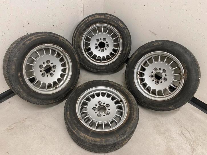 Bmw Velgen 16 inch Origineel e24 e28 e23 e24, Auto-onderdelen, Banden en Velgen, Banden en Velgen, Zomerbanden, 16 inch, 215 mm