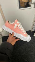 Maison Mihara Hank low Pink 43, Ophalen of Verzenden, Nieuw, Schoenen