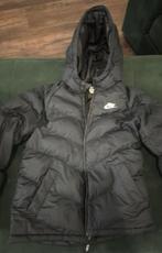 Zwarte winterjas maat 158-170 zgan, Ophalen of Verzenden, Zo goed als nieuw, Nike, Jongen