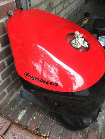 Suzuki GSX1300 Hayabusa 2002 Tank - Gebruikt beschikbaar voor biedingen