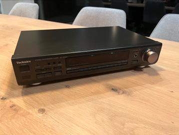 Technics ST-GT650 tuner beschikbaar voor biedingen