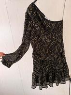 Ivivi ruffle playsuit zwart goud nieuw, Kleding | Dames, Jumpsuits, Ophalen of Verzenden, Zo goed als nieuw, Zwart