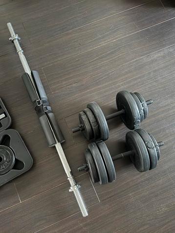 Halterset: Stang + Dumbbells 30kg beschikbaar voor biedingen