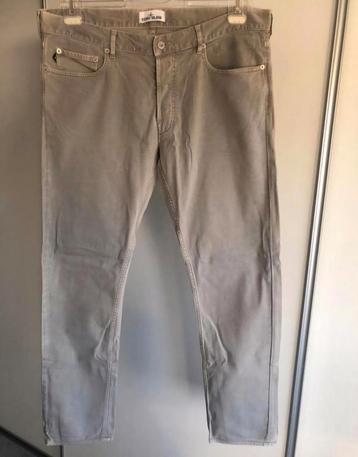 STONE ISLAND BROEK MAAT 38/34 XL beschikbaar voor biedingen