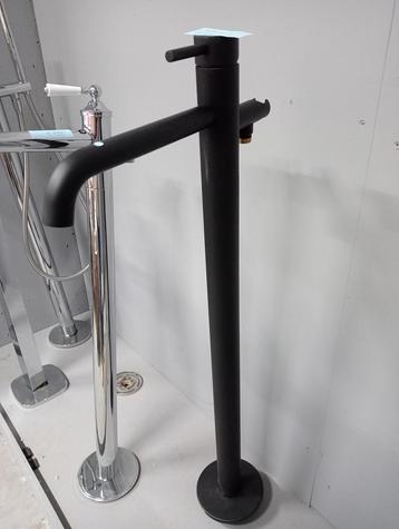 Staande badkraan beschikbaar voor biedingen
