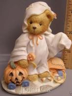 Cherished Teddies Stacie halloween, Verzamelen, Beren en Cherished Teddies, Ophalen of Verzenden, Zo goed als nieuw, Beeldje, Cherished Teddies