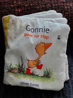 Gonnie gaat op stap - Stoffen Babyboekje A15S, Ophalen of Verzenden, Zo goed als nieuw, Overige typen