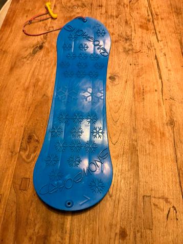 Snowboard slee beschikbaar voor biedingen