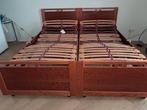 Tweepersoons kersenhouten bed met verstelbare lattenbodems, Huis en Inrichting, Slaapkamer | Bedden, Ophalen, Verstelbaar, 90 cm
