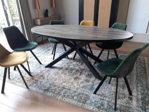 Eettafel   van  winkel Store  6   eventueel  met stoelen, Huis en Inrichting, Tafels | Eettafels, Zo goed als nieuw, 50 tot 100 cm