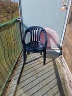Tuinstoelen twee stuks blauw kunststof, Ophalen, Gebruikt, Kunststof